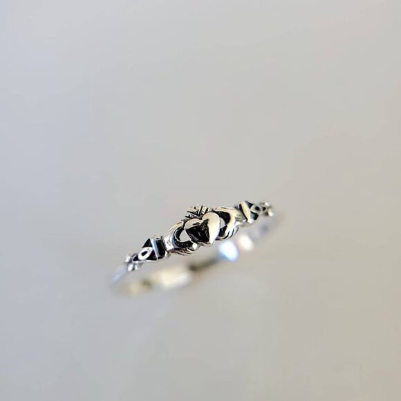 Claddagh Ring, Tiny Celtic Irish Claddagh Ring, Thin Ring, Sterling Silver Women - Picture 2 of 9